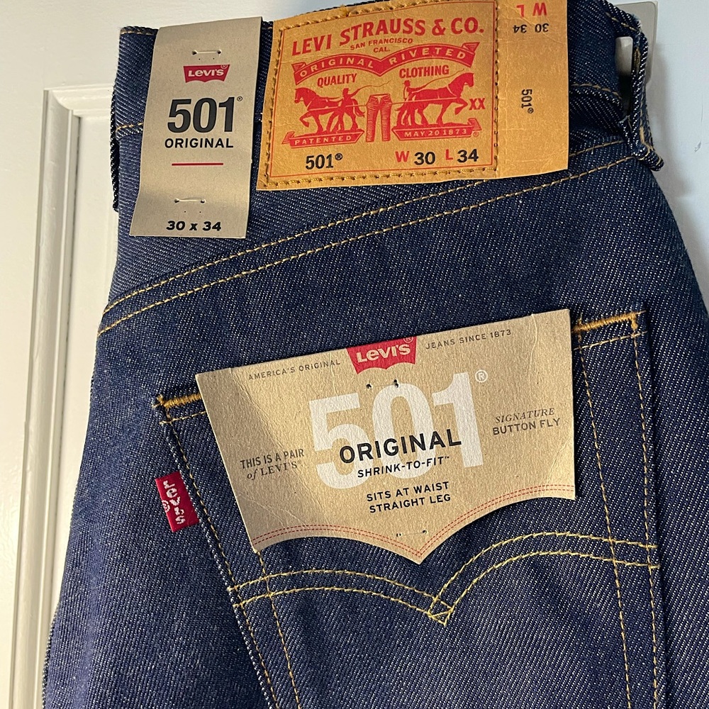 501® ORIGINAL SHRINK-TO-FIT™ MEN'S JEANS in the Rigid - Dark Wash - size 30/34